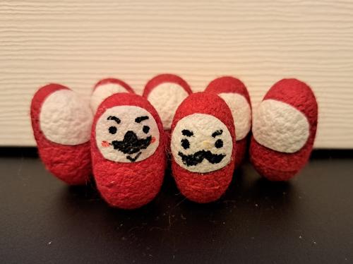 起き上がりだるまこぼし