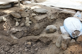 ウマヤ　木下家の前身の建物の遺構面か